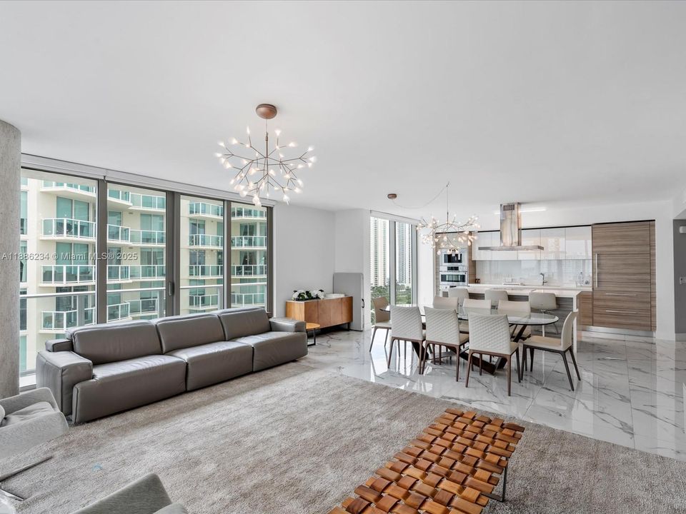 For Sale: $1,425,000 (3 beds, 3 baths, 1892 Square Feet)