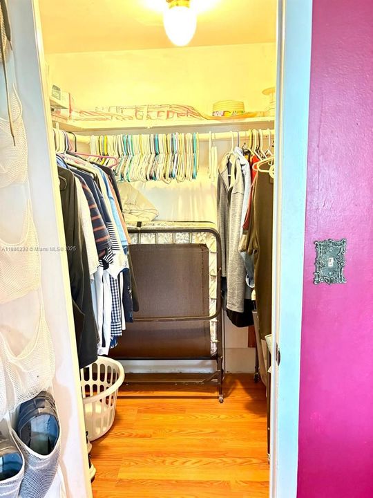 На продажу: $89,500 (2 спален, 2 ванн, 850 Квадратных фут)