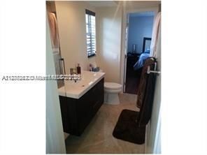 For Sale: $219,500 (2 beds, 1 baths, 850 Square Feet)