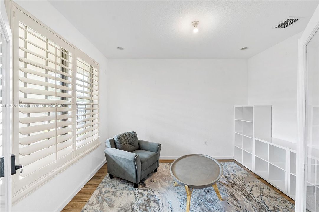 На продажу: $1,700,000 (5 спален, 3 ванн, 2858 Квадратных фут)