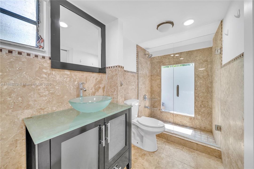 Недавно арендовано: $4,000 (3 спален, 2 ванн, 2374 Квадратных фут)