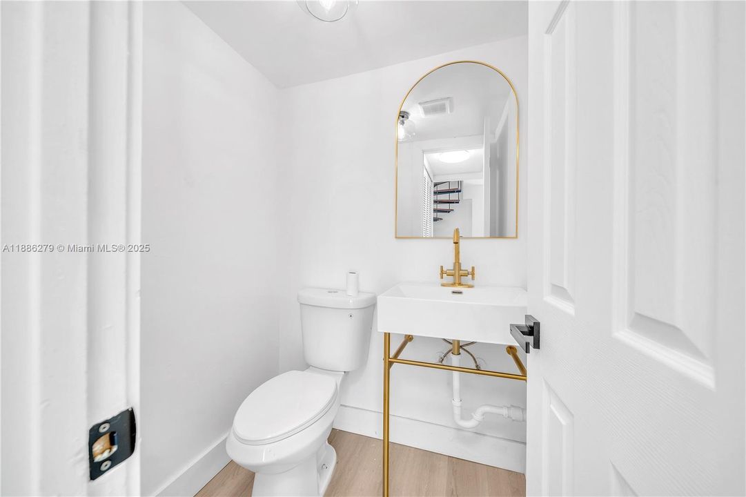 Недавно арендовано: $4,000 (3 спален, 2 ванн, 2374 Квадратных фут)