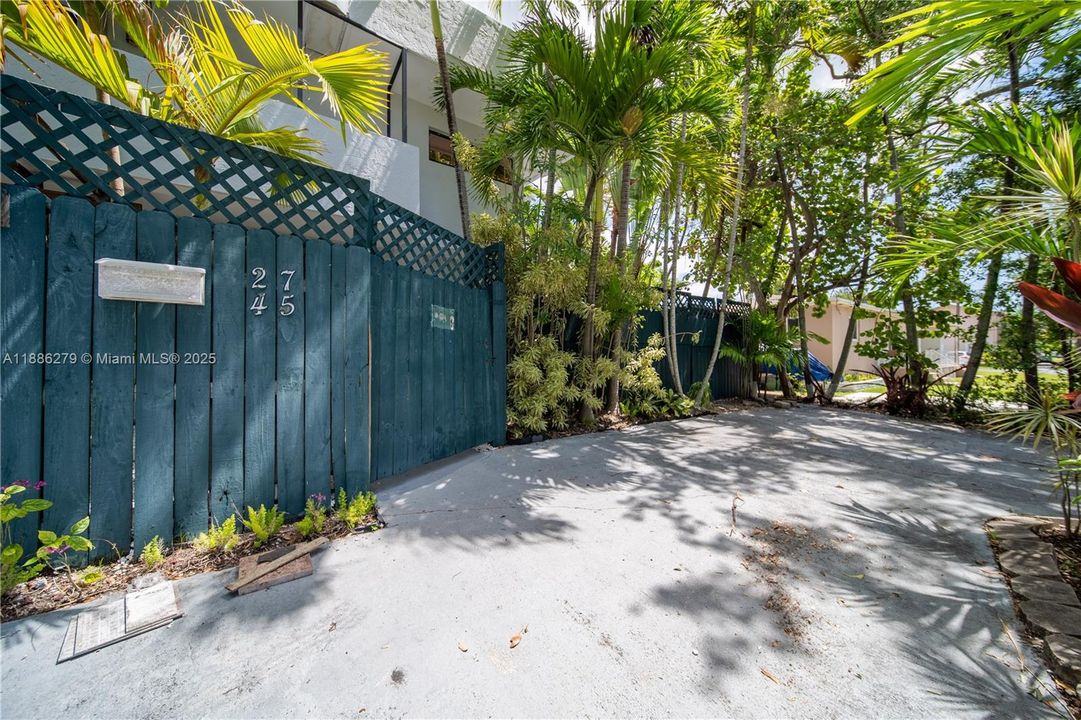 Недавно арендовано: $4,000 (3 спален, 2 ванн, 2374 Квадратных фут)