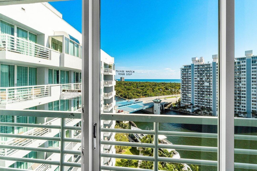 018-2670EastSunriseBoulevard-FortLauderd