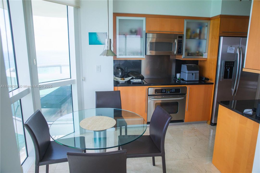 Active With Contract: $11,500 (3 beds, 2 baths, 1761 Square Feet)