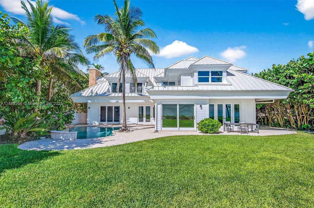 For Sale: $6,445,000 (5 beds, 6 baths, 4800 Square Feet)