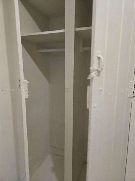 For Rent: $675 (1 beds, 0 baths, 4122 Square Feet)