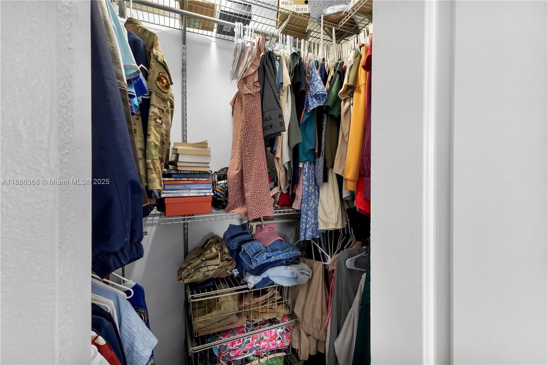 En Venta: $725,000 (3 camas, 2 baños, 1753 Pies cuadrados)