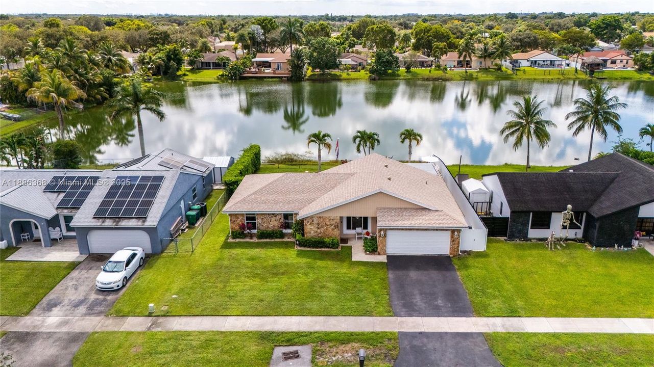 En Venta: $725,000 (3 camas, 2 baños, 1753 Pies cuadrados)