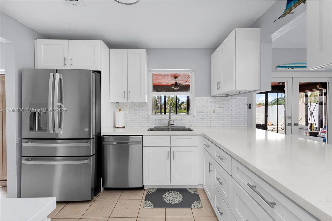 En Venta: $725,000 (3 camas, 2 baños, 1753 Pies cuadrados)