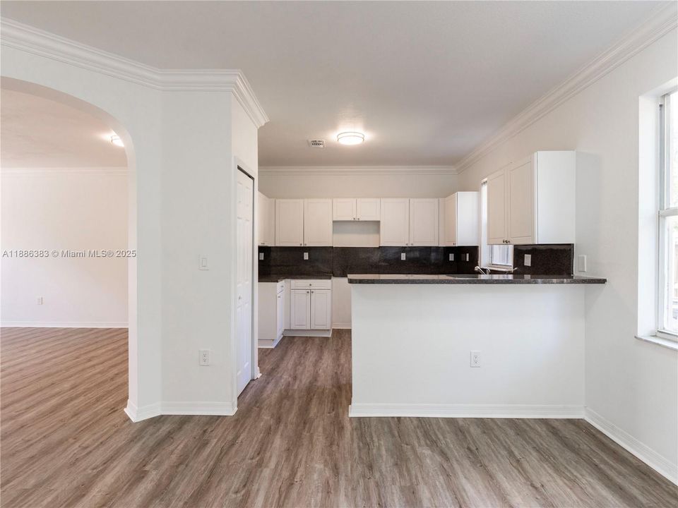 Active With Contract: $399,999 (4 beds, 2 baths, 2028 Square Feet)