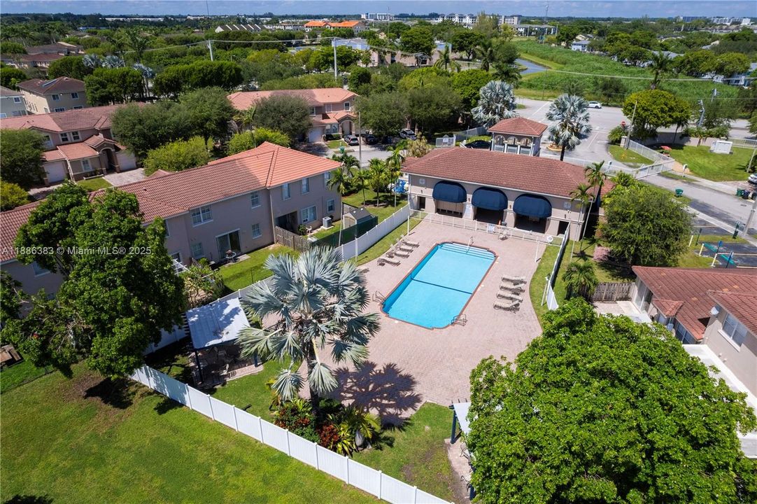 Active With Contract: $399,999 (4 beds, 2 baths, 2028 Square Feet)