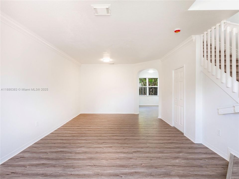 Active With Contract: $399,999 (4 beds, 2 baths, 2028 Square Feet)