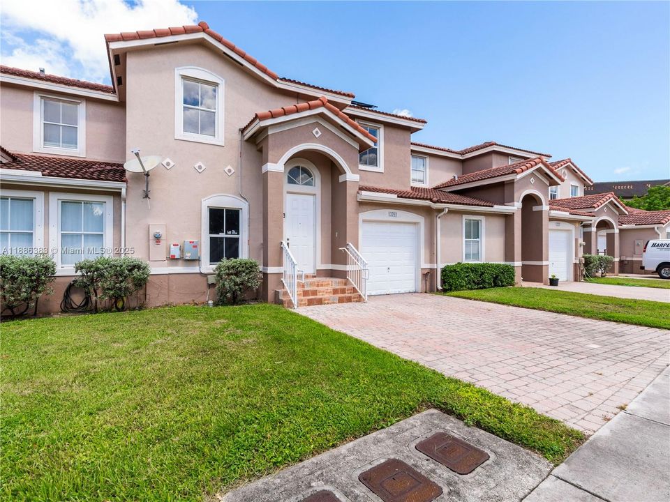 Active With Contract: $399,999 (4 beds, 2 baths, 2028 Square Feet)