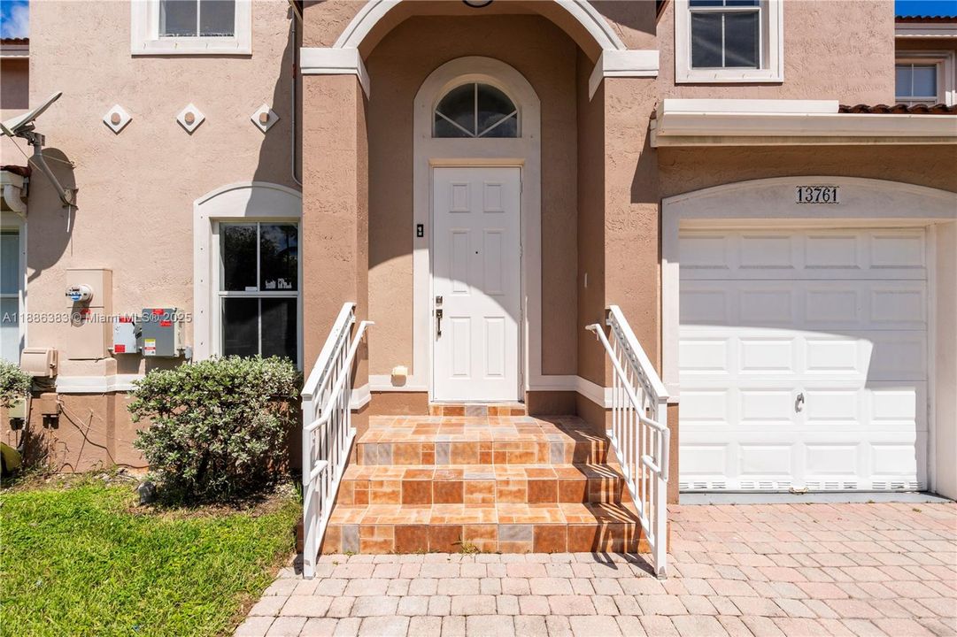 Active With Contract: $399,999 (4 beds, 2 baths, 2028 Square Feet)