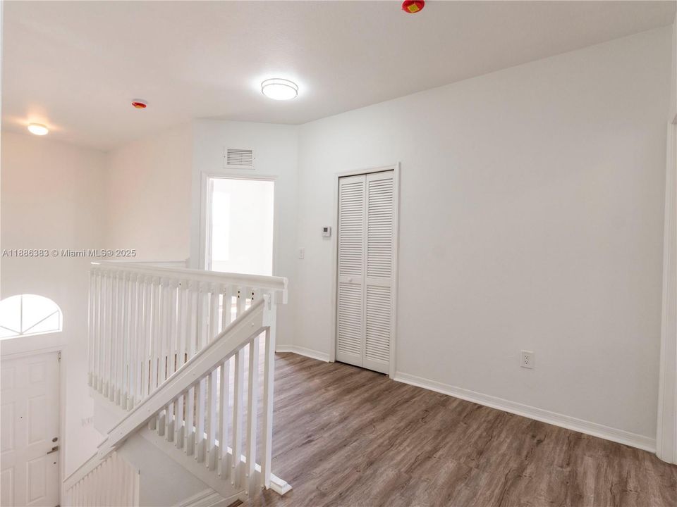 Active With Contract: $399,999 (4 beds, 2 baths, 2028 Square Feet)