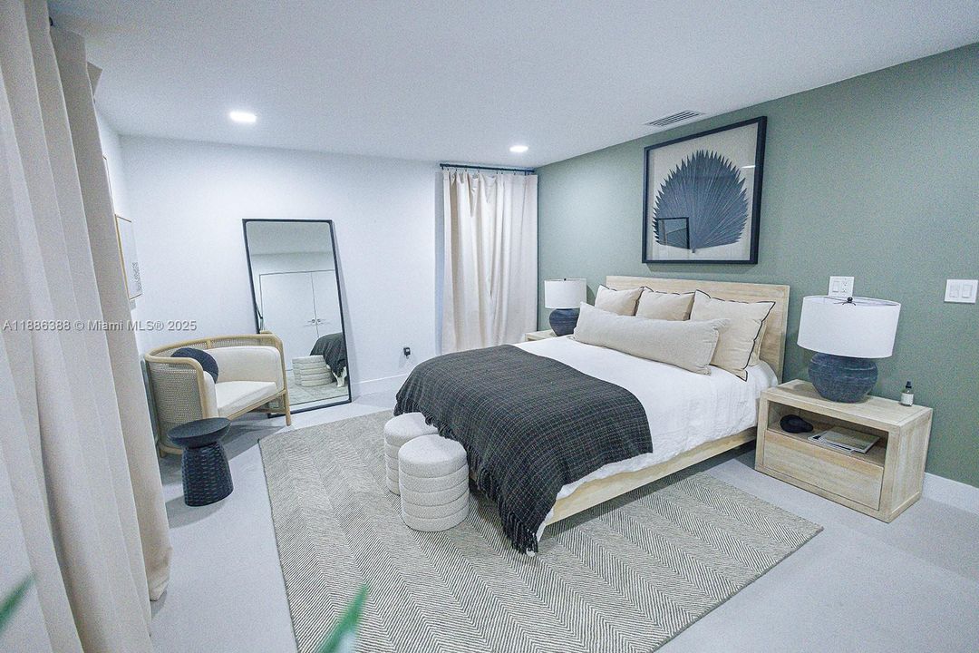 For Sale: $5,500,000 (6 beds, 5 baths, 6112 Square Feet)