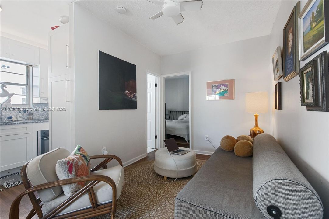 Activo con contrato: $190,000 (2 camas, 1 baños, 715 Pies cuadrados)