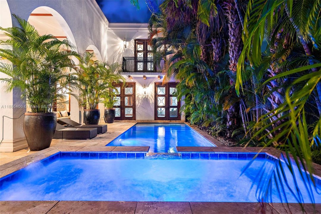 出租: $16,900 (4 贝兹, 4 浴室, 4603 平方英尺)