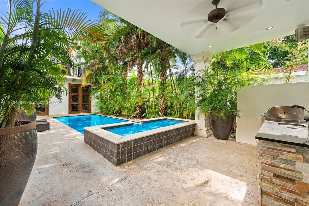 出租: $16,900 (4 贝兹, 4 浴室, 4603 平方英尺)