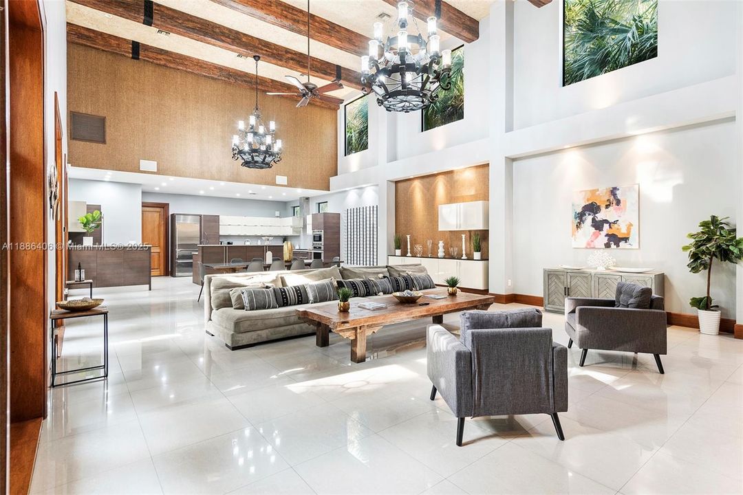 出租: $16,900 (4 贝兹, 4 浴室, 4603 平方英尺)