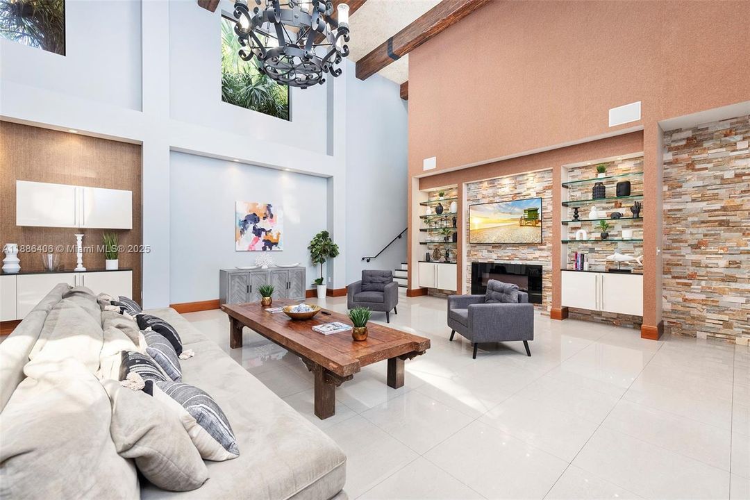 出租: $16,900 (4 贝兹, 4 浴室, 4603 平方英尺)