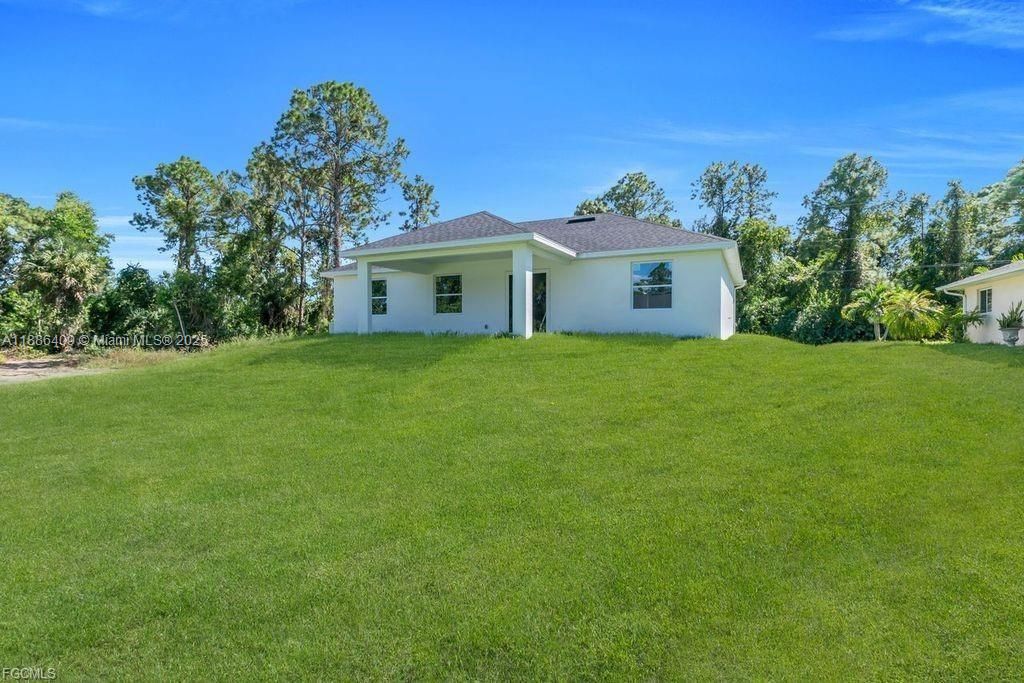 Vendido Recientemente: $329,900 (3 camas, 2 baños, 1536 Pies cuadrados)