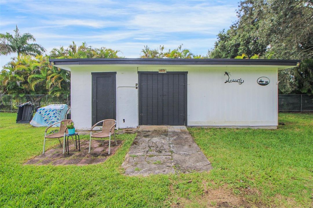 Недавно продано: $775,000 (3 спален, 2 ванн, 1540 Квадратных фут)