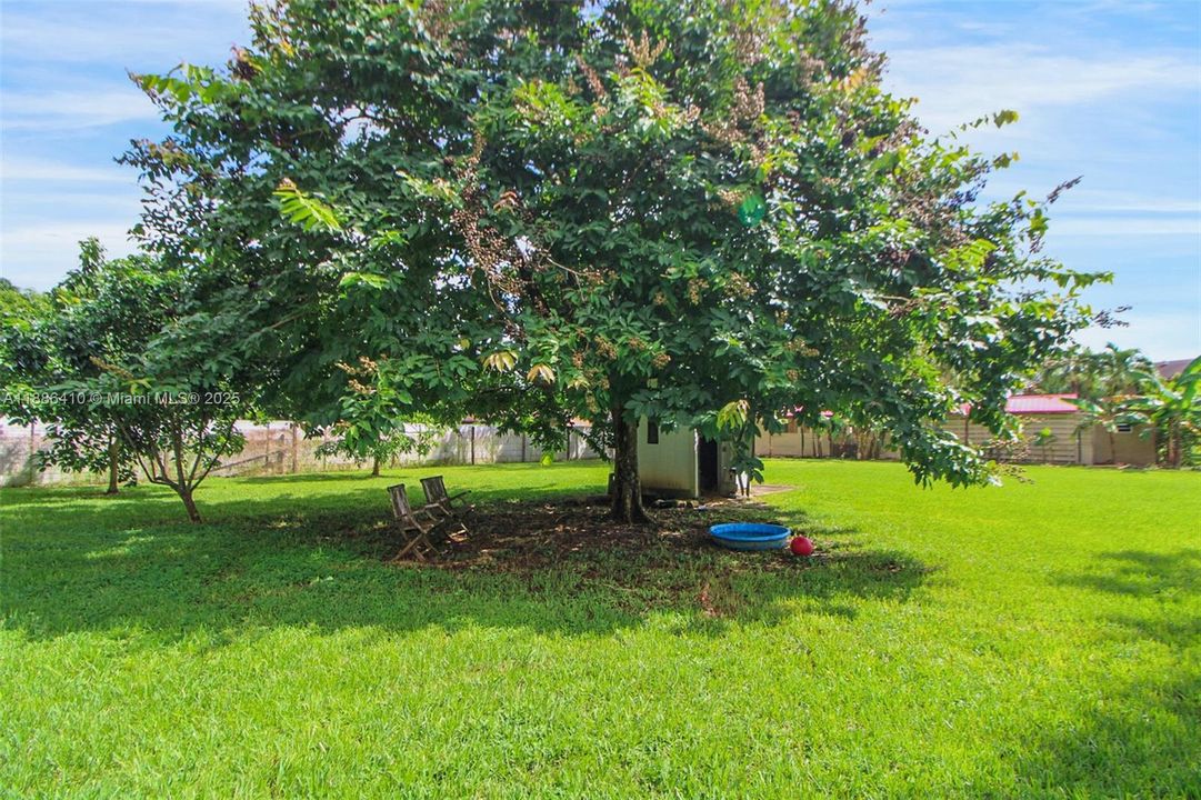 Недавно продано: $775,000 (3 спален, 2 ванн, 1540 Квадратных фут)