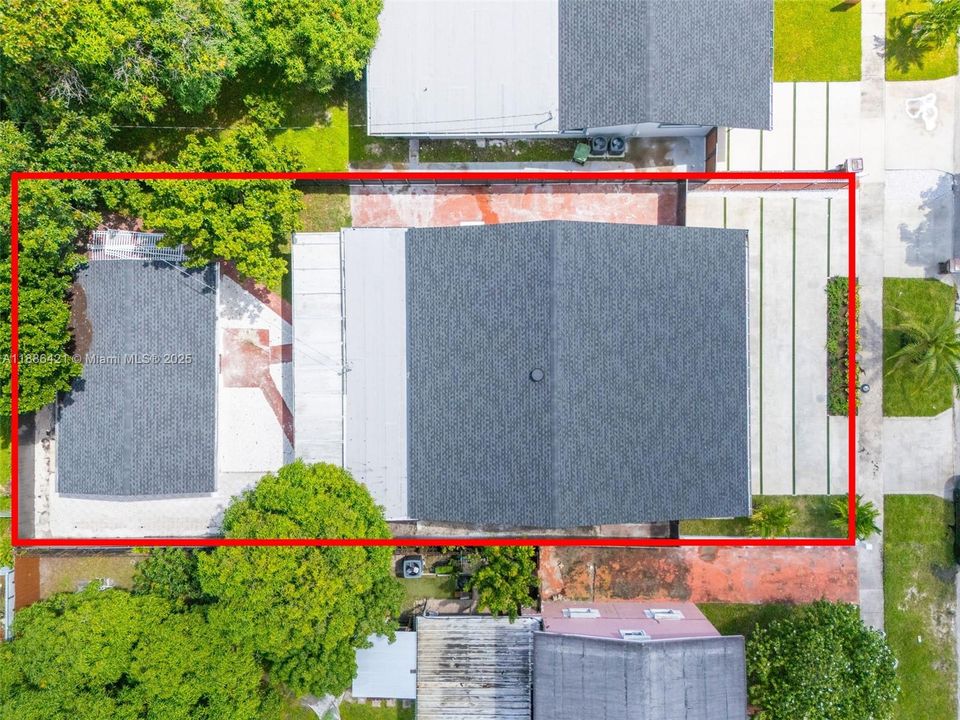 Active With Contract: $790,000 (5 beds, 3 baths, 2226 Square Feet)