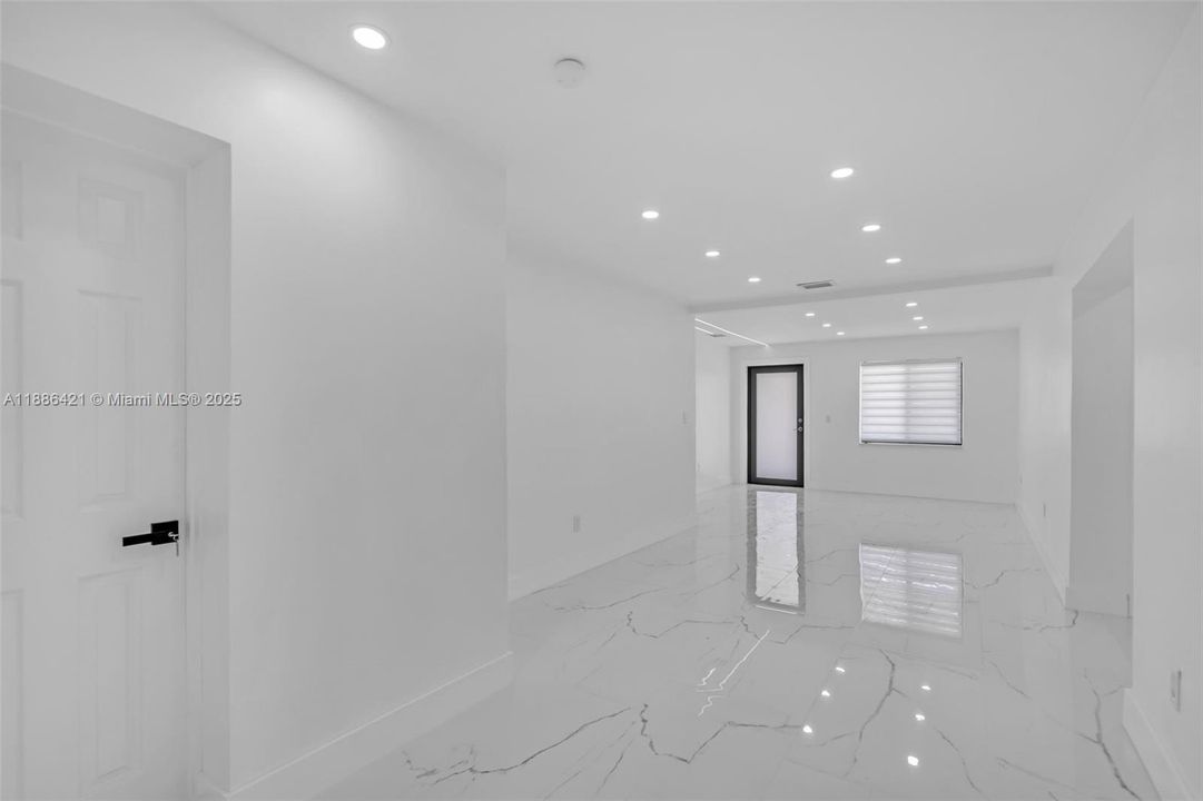 Active With Contract: $790,000 (5 beds, 3 baths, 2226 Square Feet)