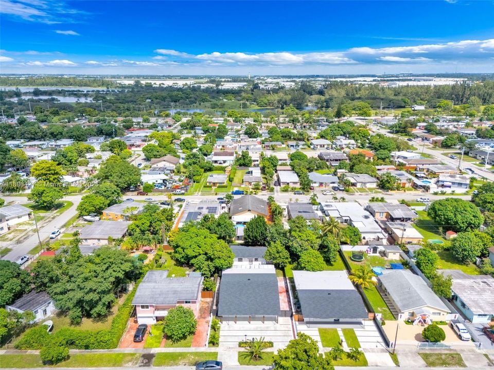 Active With Contract: $790,000 (5 beds, 3 baths, 2226 Square Feet)