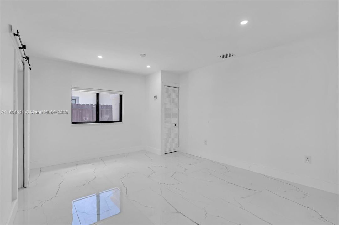 Active With Contract: $790,000 (5 beds, 3 baths, 2226 Square Feet)