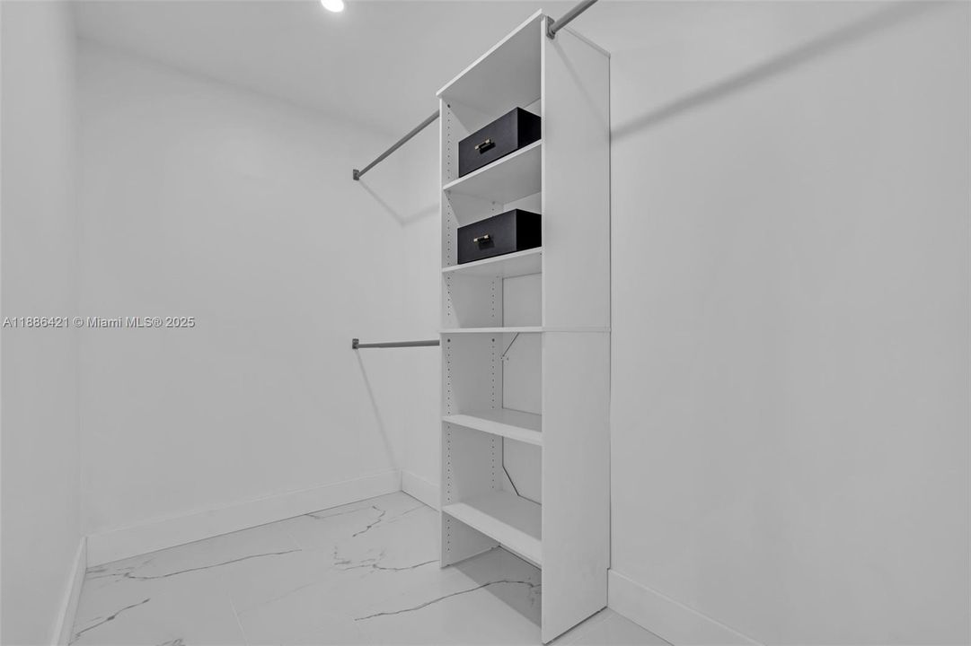 Active With Contract: $790,000 (5 beds, 3 baths, 2226 Square Feet)