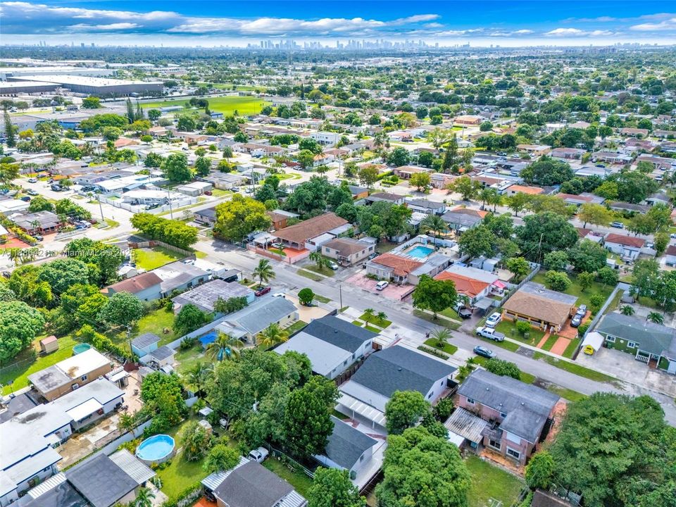 Active With Contract: $790,000 (5 beds, 3 baths, 2226 Square Feet)