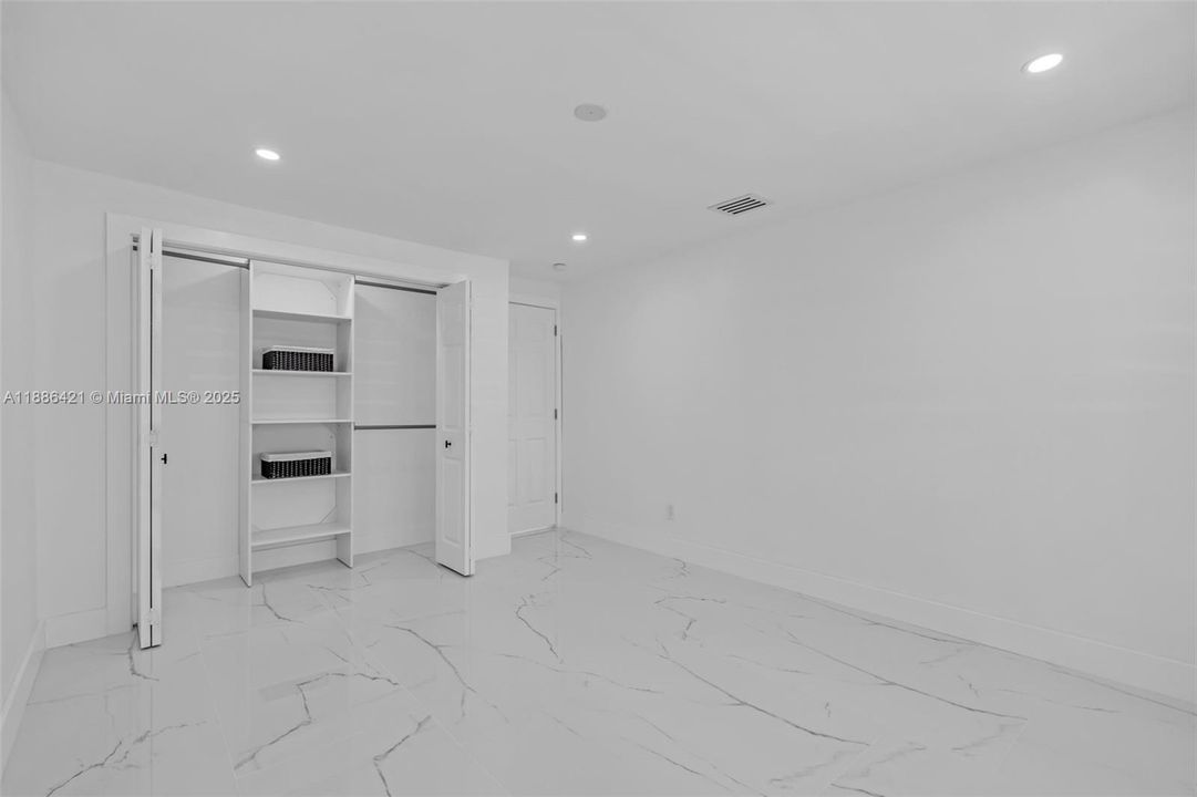 Active With Contract: $790,000 (5 beds, 3 baths, 2226 Square Feet)