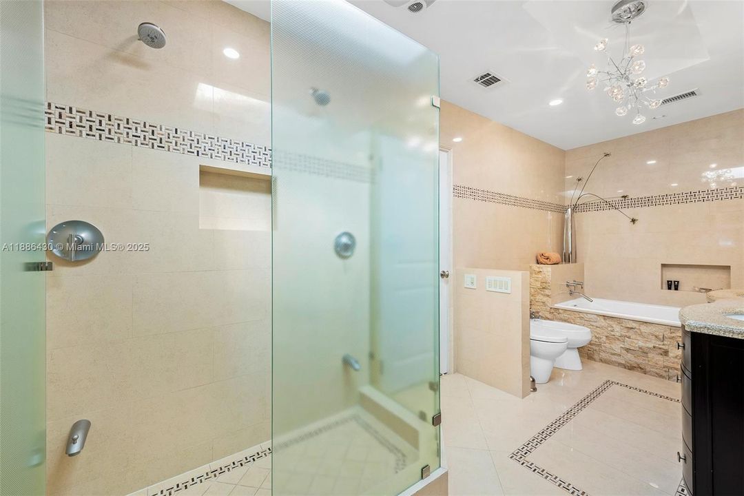 В аренду: $10,500 (3 спален, 2 ванн, 2520 Квадратных фут)