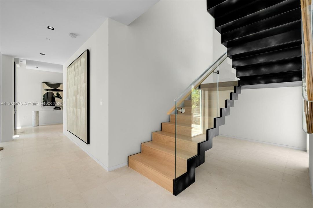 For Sale: $9,995,000 (4 beds, 4 baths, 5154 Square Feet)