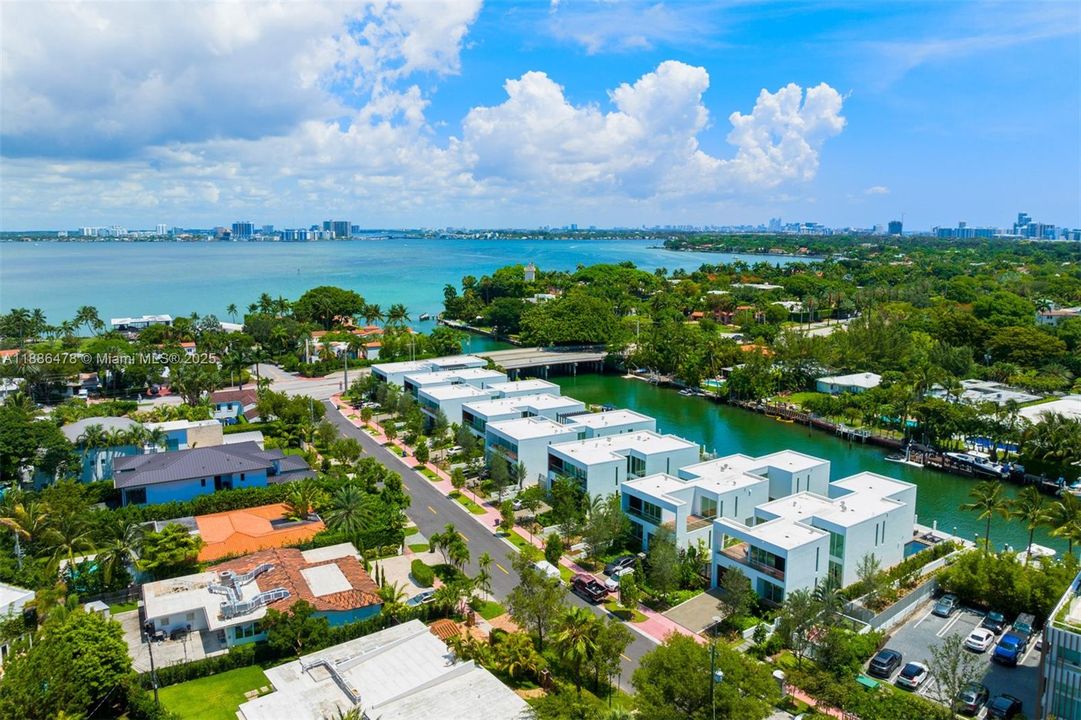 For Sale: $9,995,000 (4 beds, 4 baths, 5154 Square Feet)