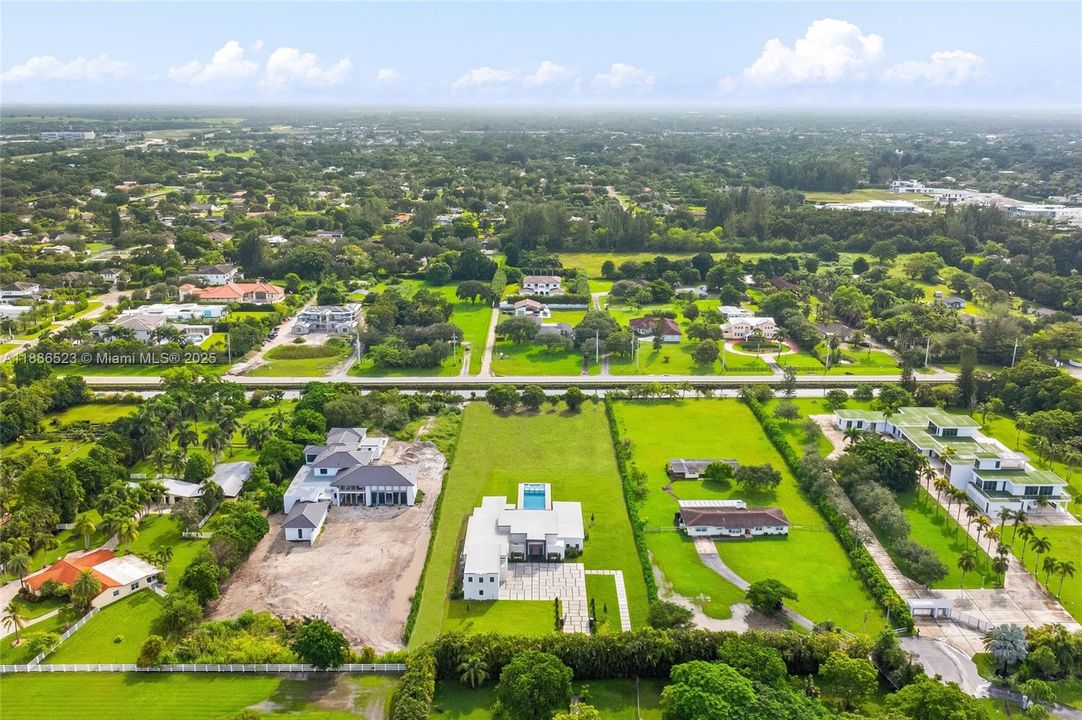 待售: $7,500,000 (6 贝兹, 7 浴室, 0 平方英尺)