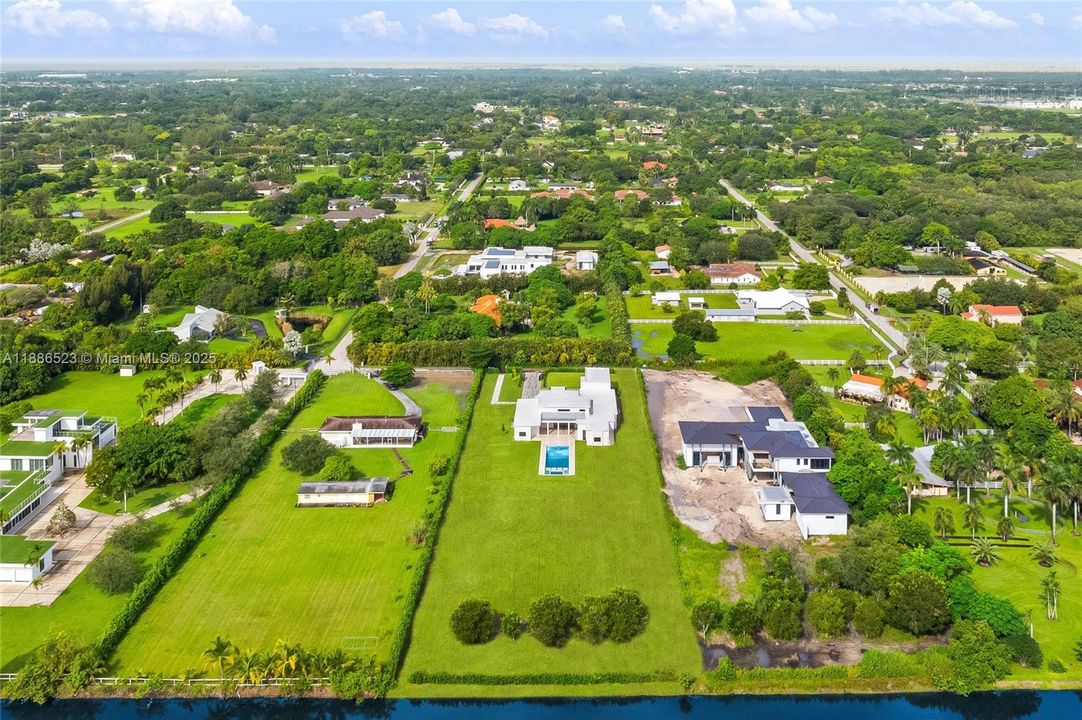 待售: $7,500,000 (6 贝兹, 7 浴室, 0 平方英尺)