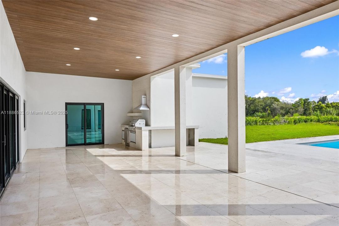 待售: $7,500,000 (6 贝兹, 7 浴室, 0 平方英尺)