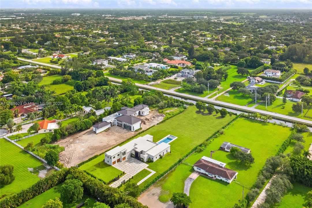 待售: $7,500,000 (6 贝兹, 7 浴室, 0 平方英尺)