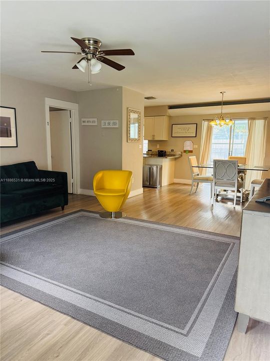 Activo con contrato: $3,500 (3 camas, 2 baños, 1520 Pies cuadrados)