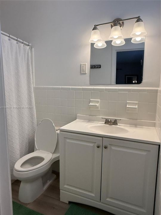 Activo con contrato: $3,500 (3 camas, 2 baños, 1520 Pies cuadrados)