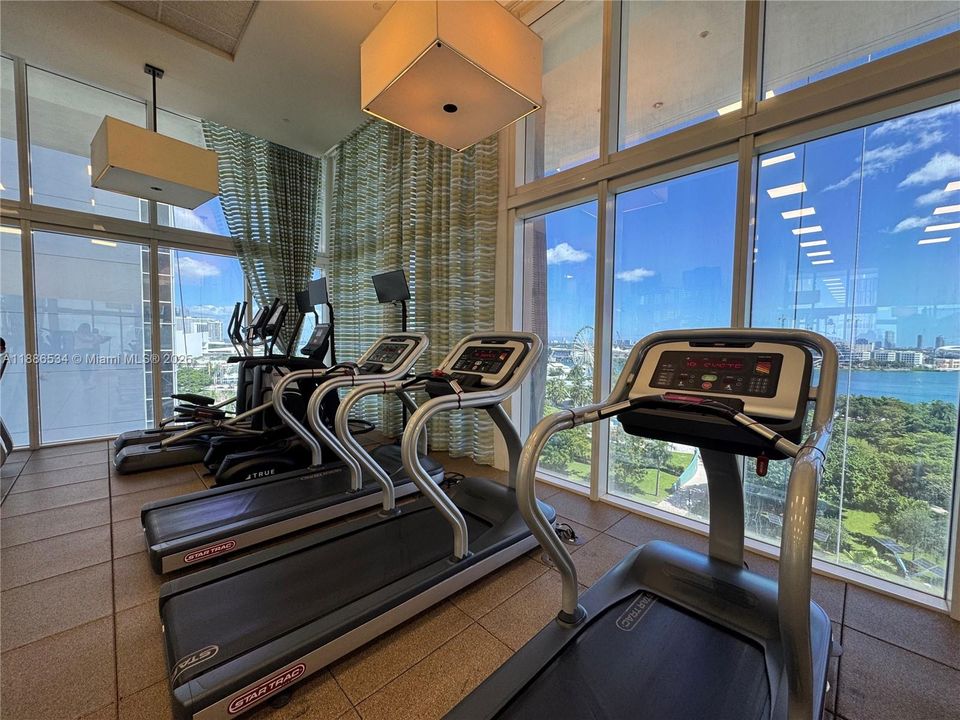 最近租的: $2,350 (0 贝兹, 1 浴室, 567 平方英尺)