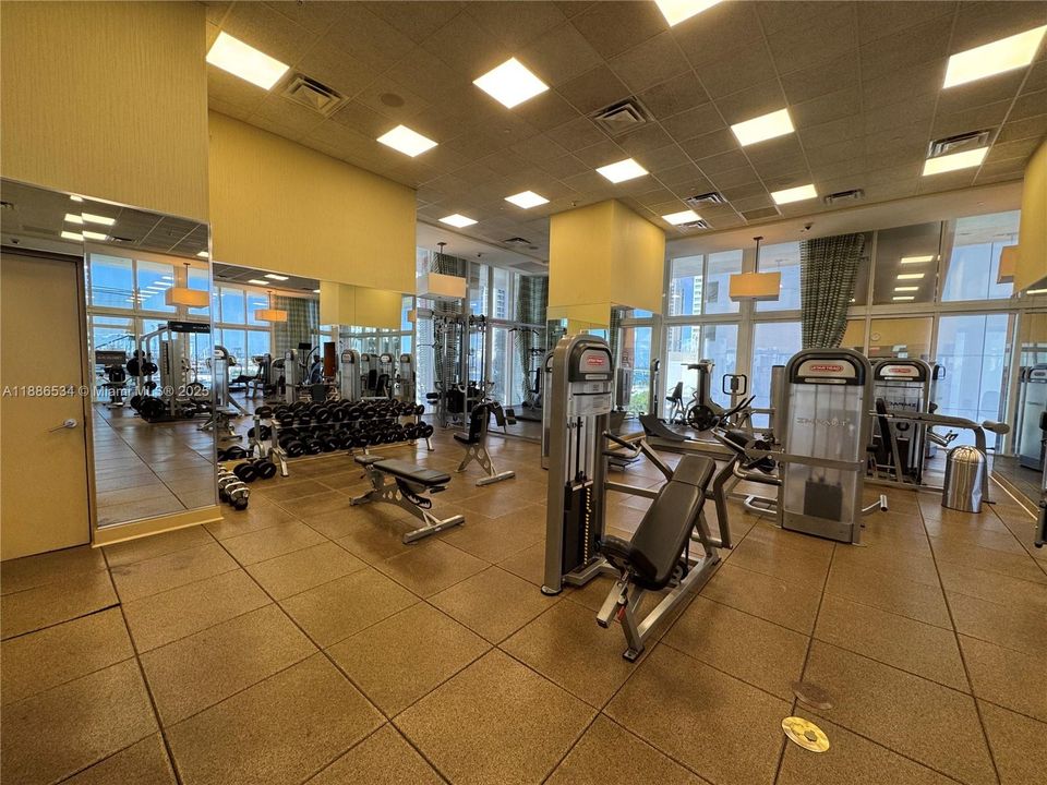 最近租的: $2,350 (0 贝兹, 1 浴室, 567 平方英尺)