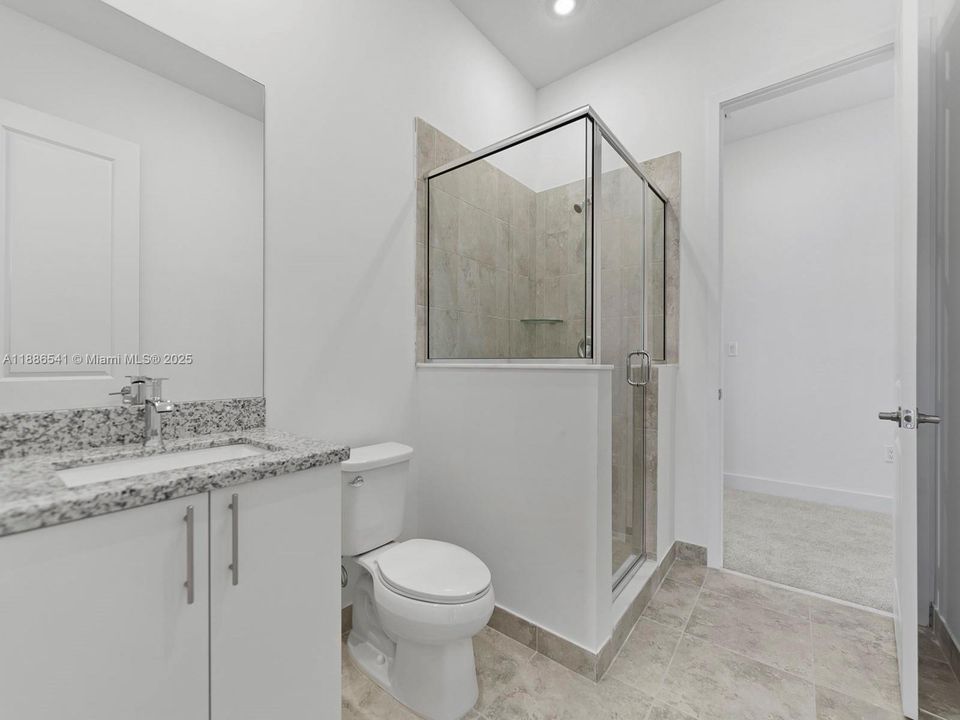 待售: $794,900 (5 贝兹, 4 浴室, 3215 平方英尺)