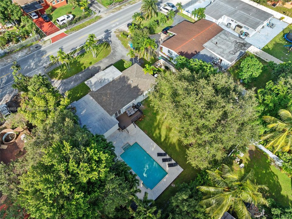 Недавно продано: $799,000 (4 спален, 3 ванн, 2011 Квадратных фут)