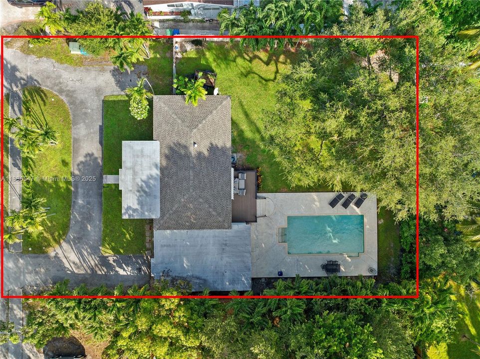 Недавно продано: $799,000 (4 спален, 3 ванн, 2011 Квадратных фут)